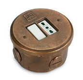 Art. 77 Switch/Outlet Combination